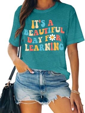 Beautiful Day for Learning | Tee